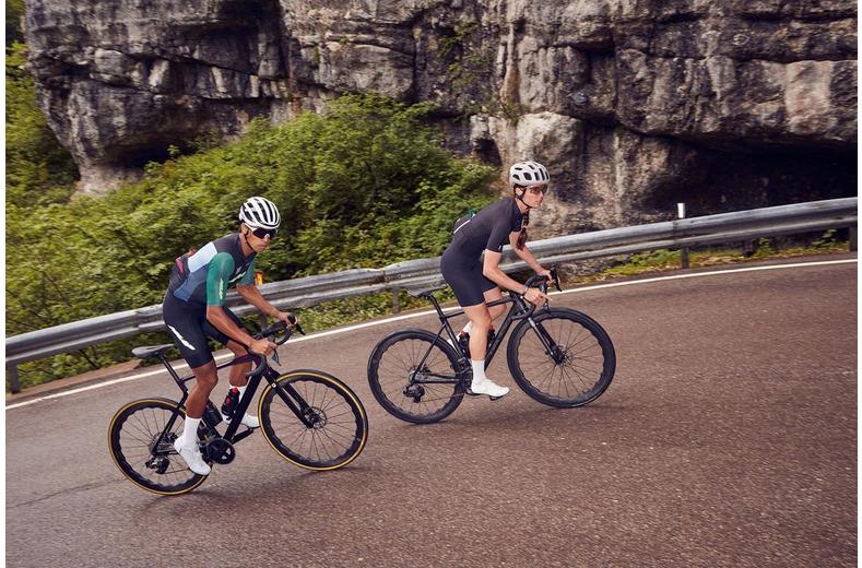 Fulcrum Sharq 42 Carbon Disc Brake Wheelset, Shimano HG Fulcrum Sharq 42 Carbon Disc Brake Wheelset, Shimano HG