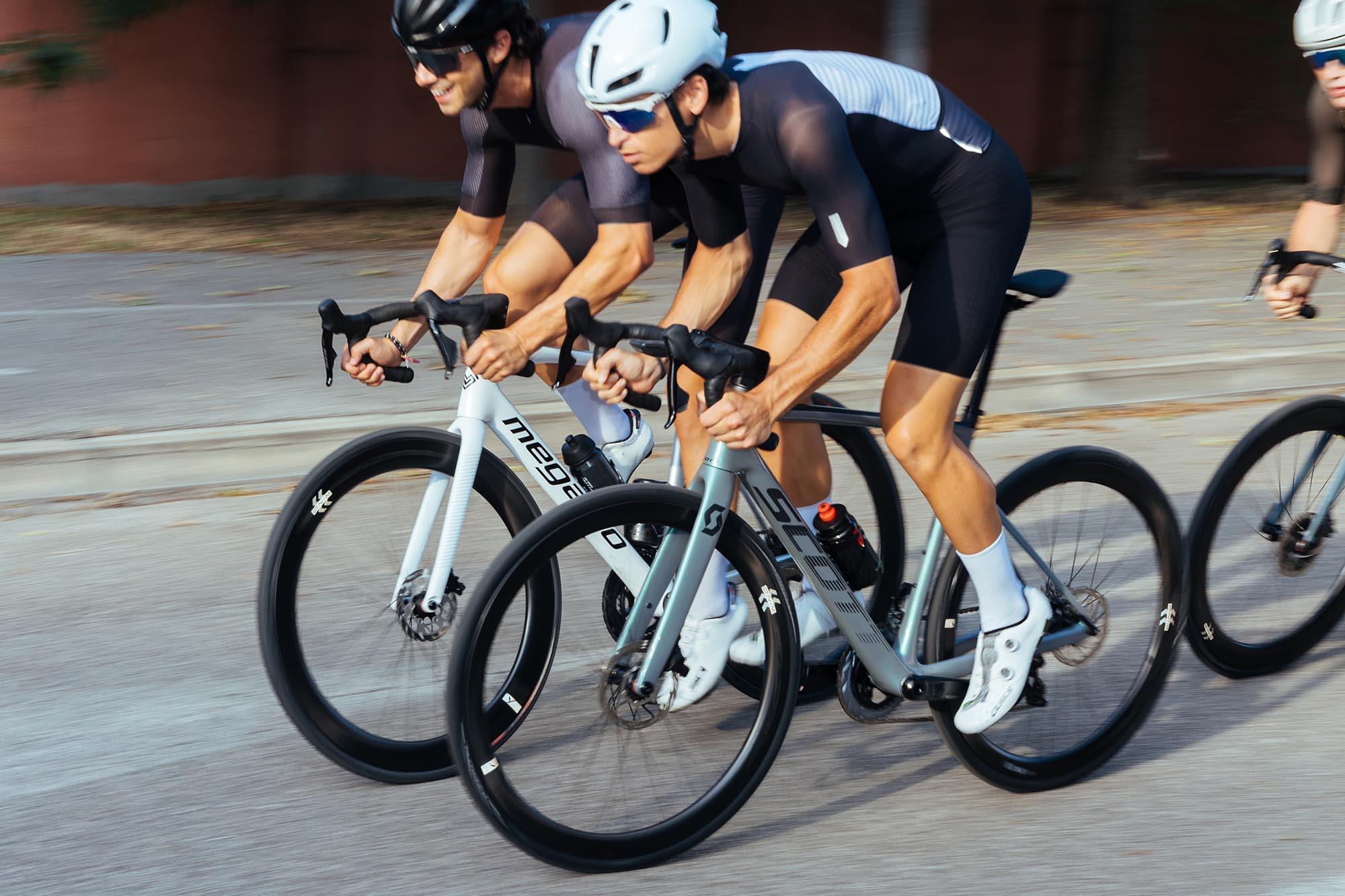 Fulcrum Wind 42 Carbon Disc Brake Wheelset