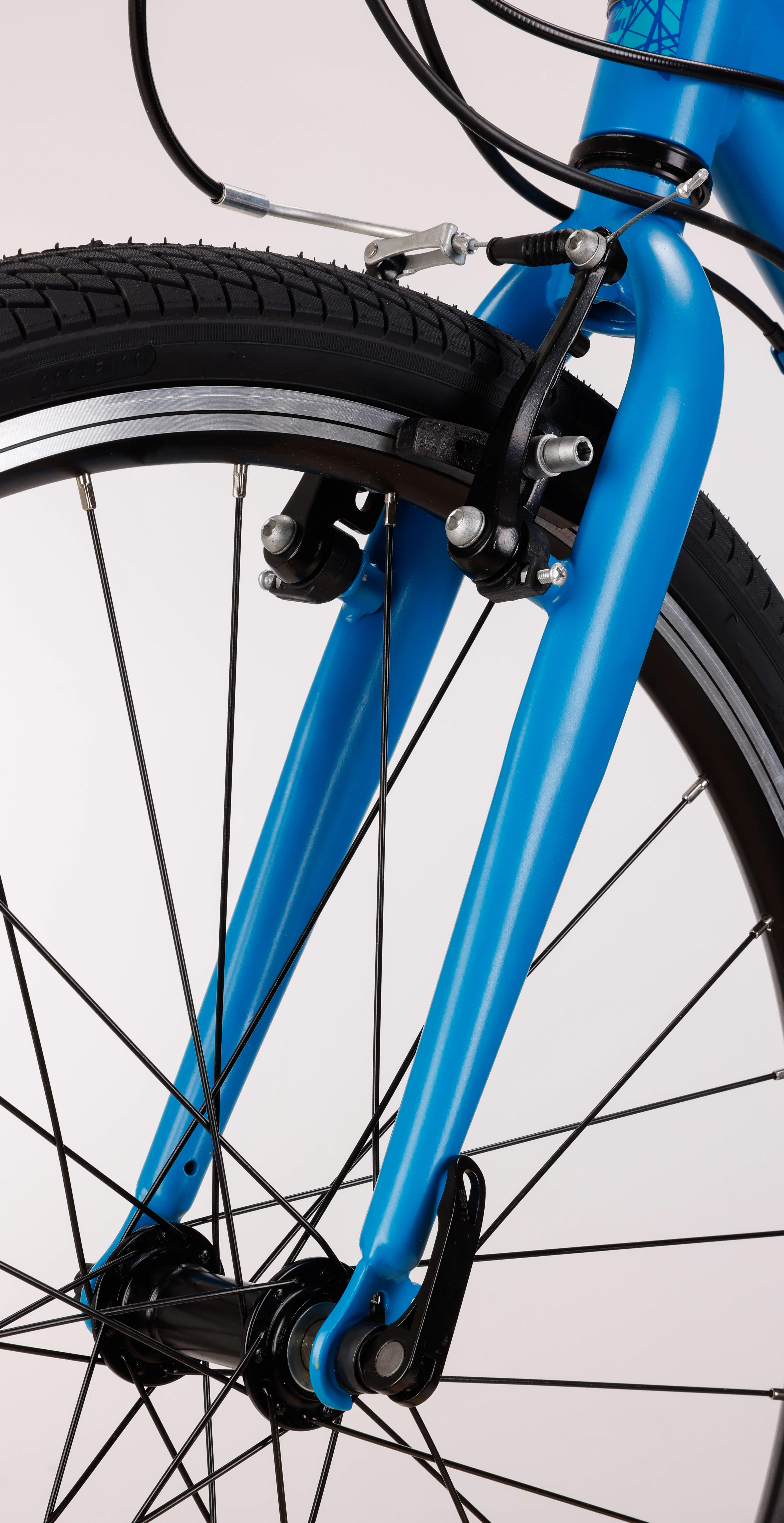 Carrera Saruna Junior Hybrid Bike - 24" Wheel