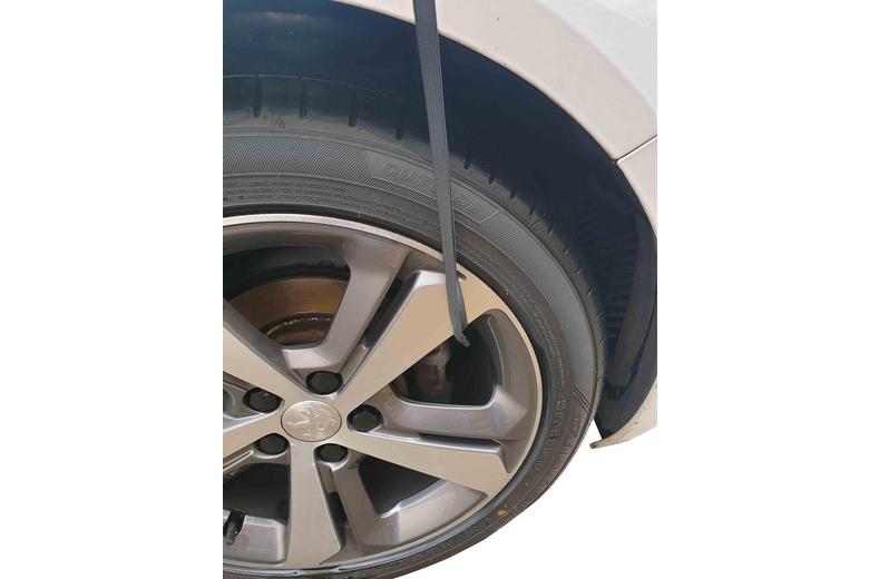 Olpro Nylon Car Top Cover (Medium) Olpro Nylon Car Top Cover (Medium)