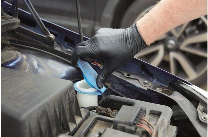 Keep Safe Diamond Texture Nitrile Disposable Gloves - Black Keep Safe Diamond Texture Nitrile Disposable Gloves - Black