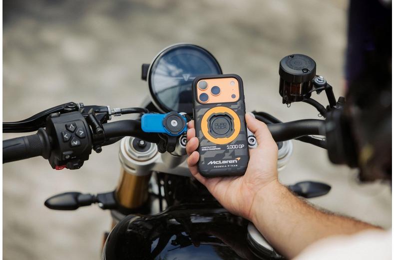 Quad Lock MAG iPhone Case - McLaren 2026 Edition Quad Lock MAG iPhone Case - McLaren 2026 Edition