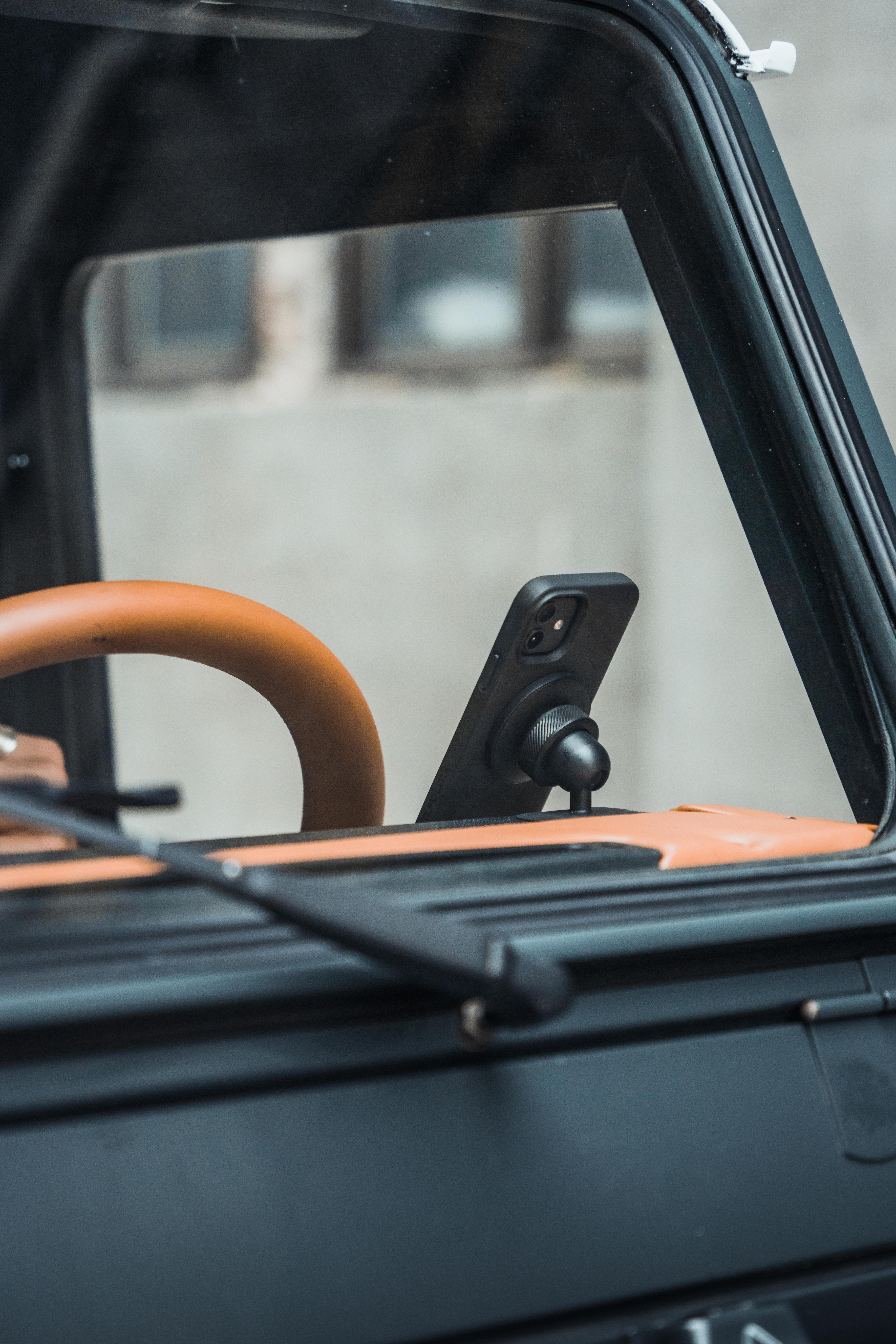 Quad Lock MAG Wireless Charging Head
