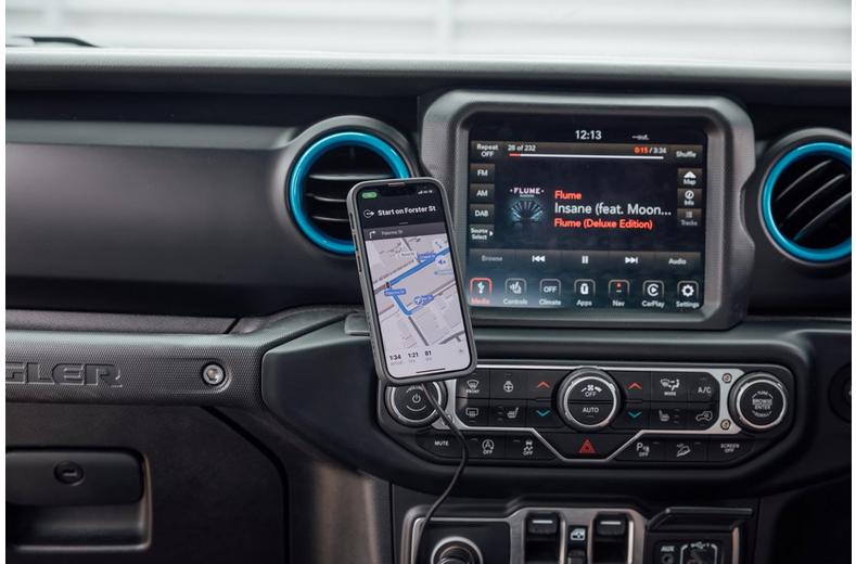 Quad Lock Wireless Charging Head for Car / Desk Quad Lock Wireless Charging Head for Car / Desk