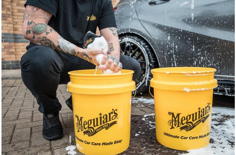 Meguiars RG203 5 Gallon Yellow Bucket Meguiars RG203 5 Gallon Yellow Bucket