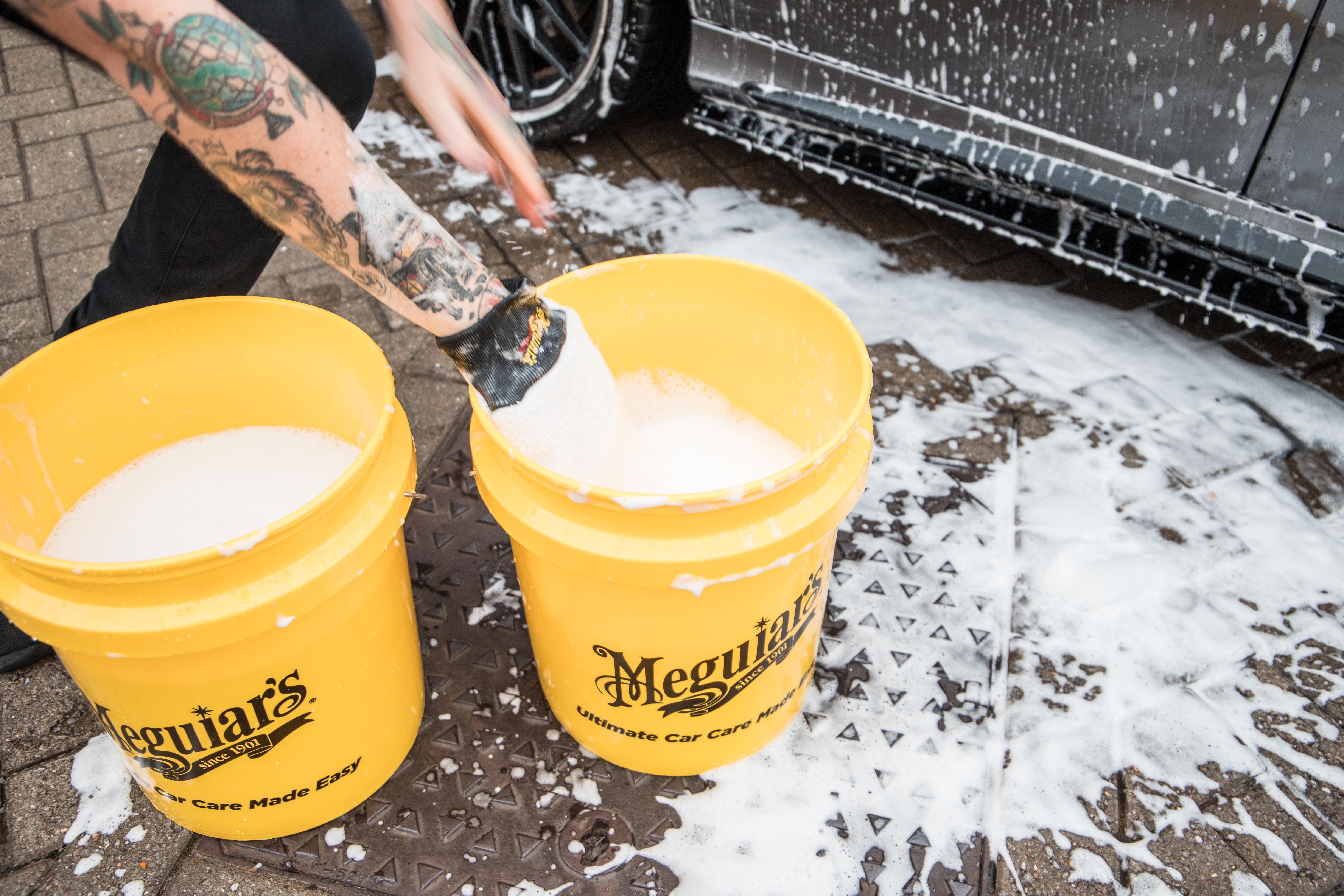 Meguiars RG203 5 Gallon Yellow Bucket