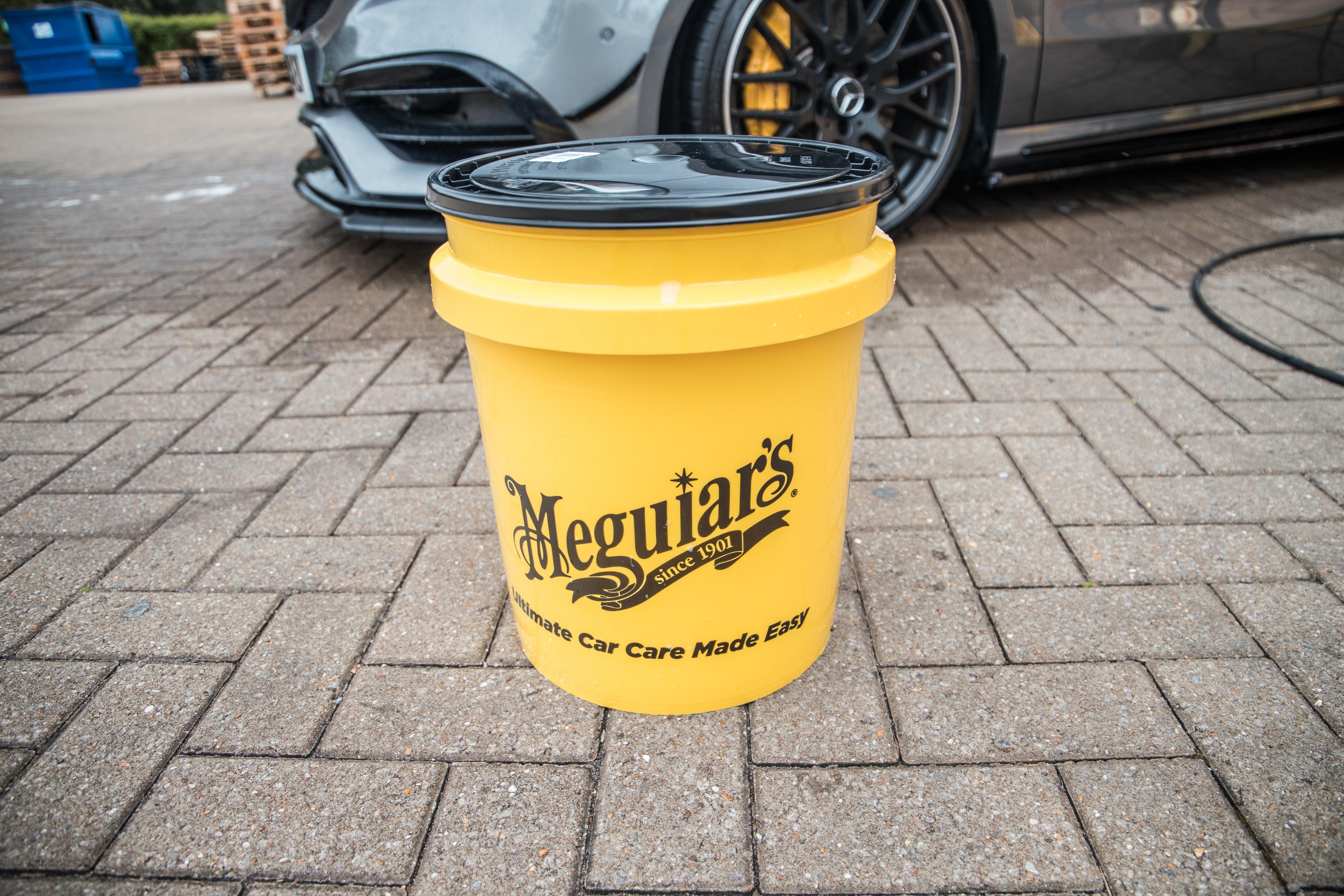 Meguiars RG203 5 Gallon Yellow Bucket
