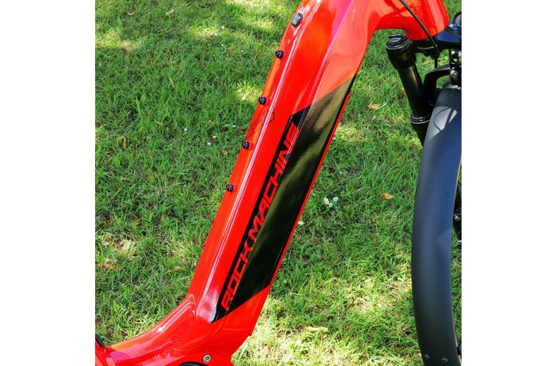 Rock Machine Crossride e400 Touring Electric Bike - L, XL Frames Rock Machine Crossride e400 Touring Electric Bike - L, XL Frames