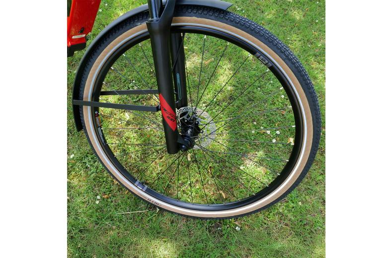 Rock Machine Crossride e400 Touring Electric Bike - L, XL Frames Rock Machine Crossride e400 Touring Electric Bike - L, XL Frames
