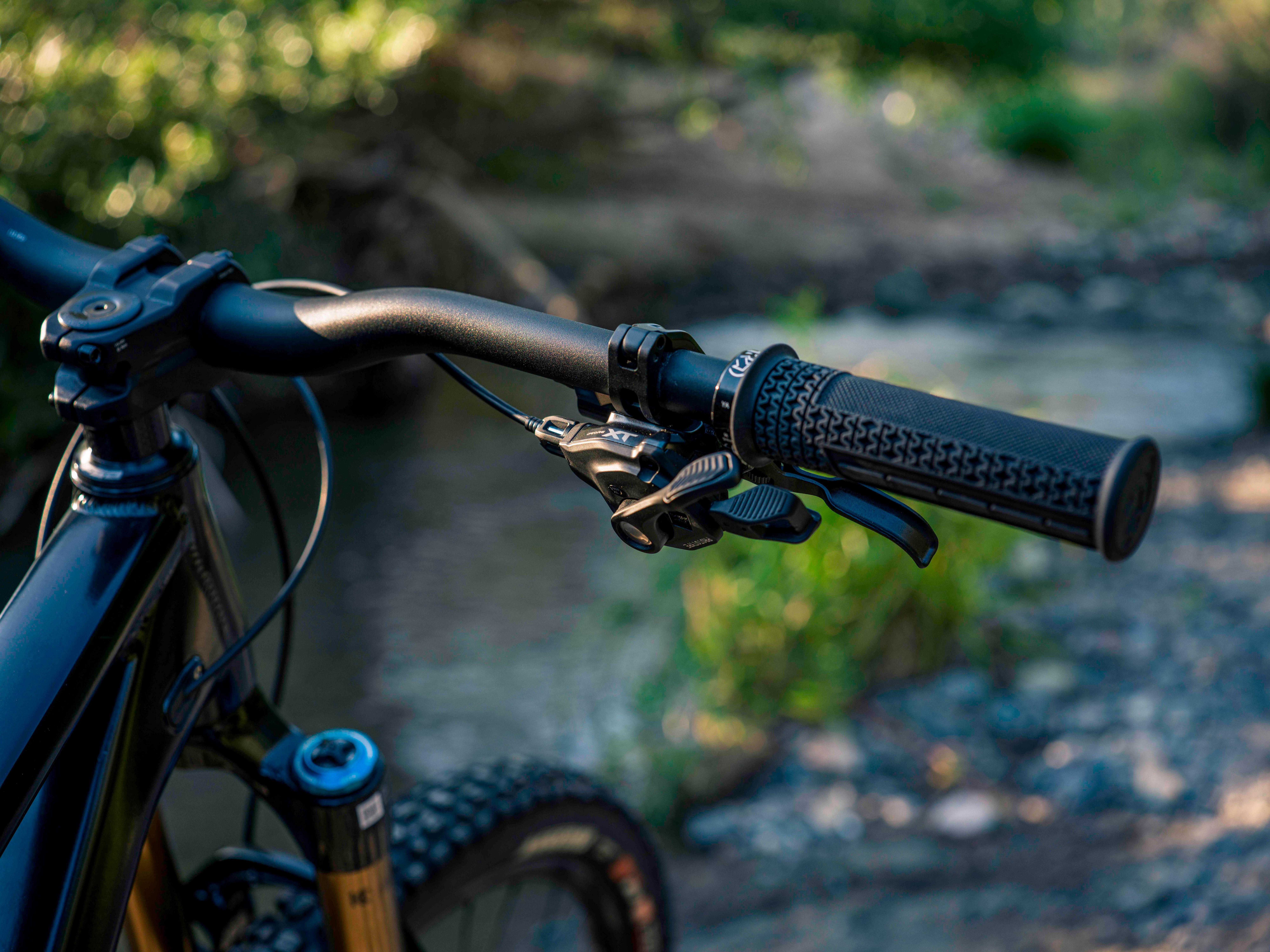 Shimano Deore XT SL-M8200 12-speed Shifter, I-Spec EV Mount