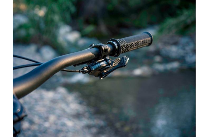 Shimano Deore XT SL-M8200 12-speed Shifter, I-Spec EV Mount Shimano Deore XT SL-M8200 12-speed Shifter, I-Spec EV Mount