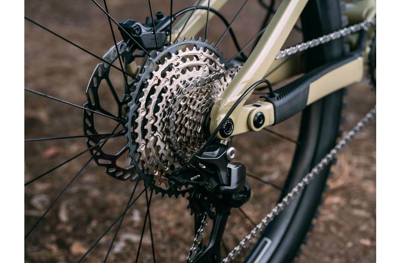 Shimano Deore CS-M6200 12-speed Cassette 10-51T Shimano Deore CS-M6200 12-speed Cassette 10-51T