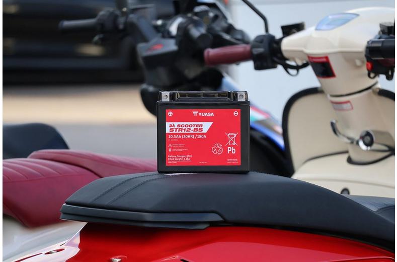 Yuasa STR12-BS 12V MF VRLA Scooter Battery Yuasa STR12-BS 12V MF VRLA Scooter Battery