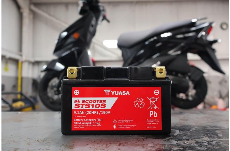 Yuasa STS10S 12V MF VRLA Scooter Battery Yuasa STS10S 12V MF VRLA Scooter Battery