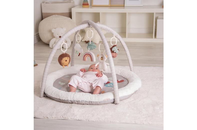 Red Kite Play Gym - Woodland Walks Red Kite Play Gym - Woodland Walks