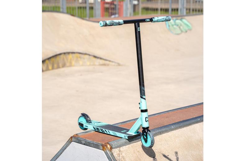 CORE CB1 Beginner Stunt Scooter - Teal/Black CORE CB1 Beginner Stunt Scooter - Teal/Black