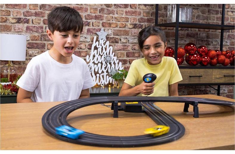 G1188M My First Scalextric Let's Play! - Race Set (Battery Powered) G1188M My First Scalextric Let's Play! - Race Set (Battery Powered)