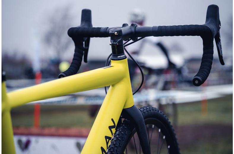 Boardman CXR 8.9 Cyclocross Bike - S, M, L, XL Frames Boardman CXR 8.9 Cyclocross Bike - S, M, L, XL Frames