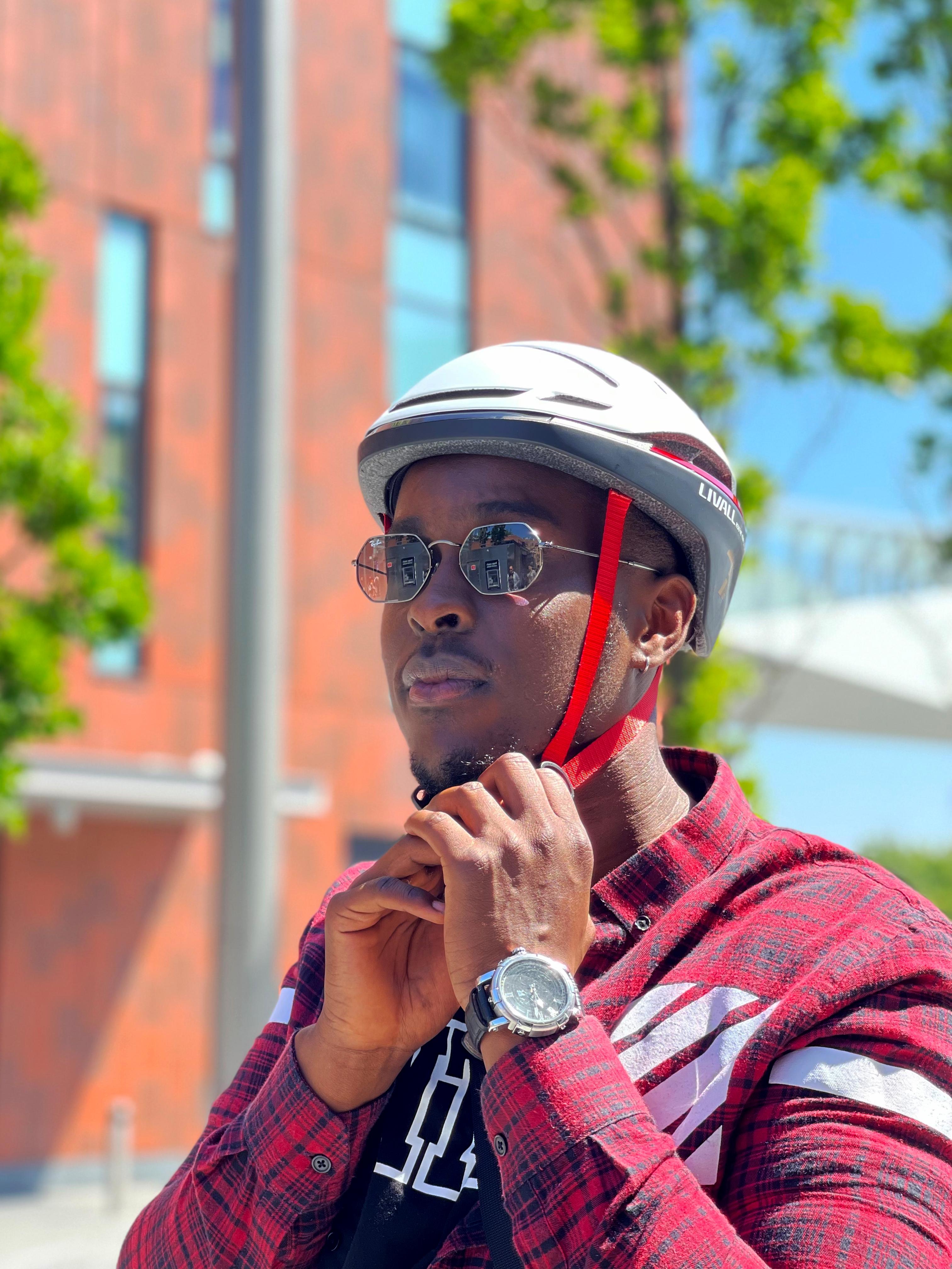 Livall Evo21 Smart Leisure Helmet