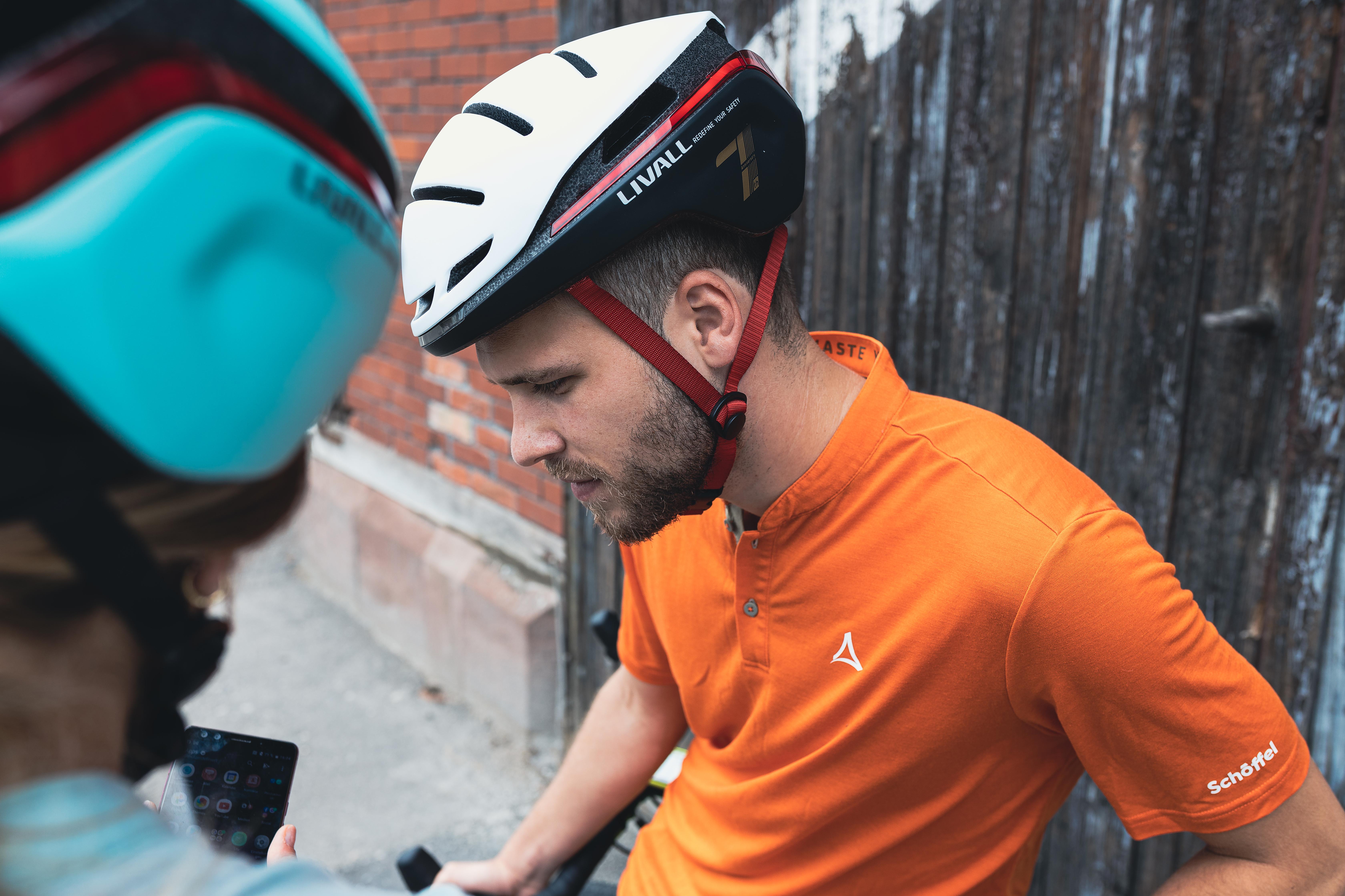 Livall Evo21 Smart Leisure Helmet