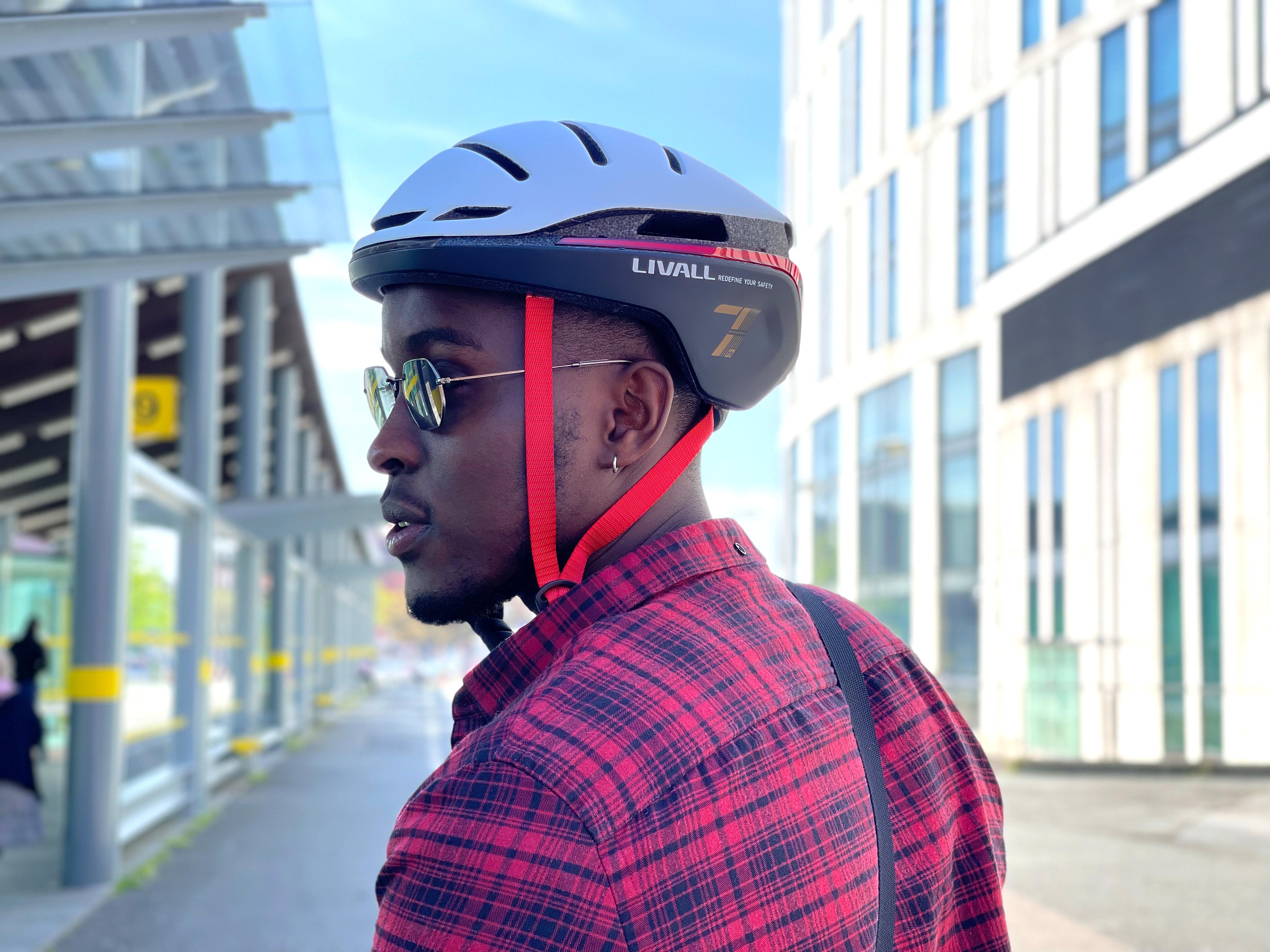 Livall Evo21 Smart Leisure Helmet