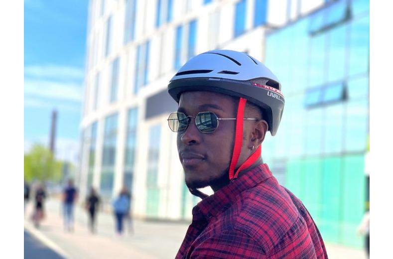 Livall Evo21 Smart Leisure Helmet Livall Evo21 Smart Leisure Helmet