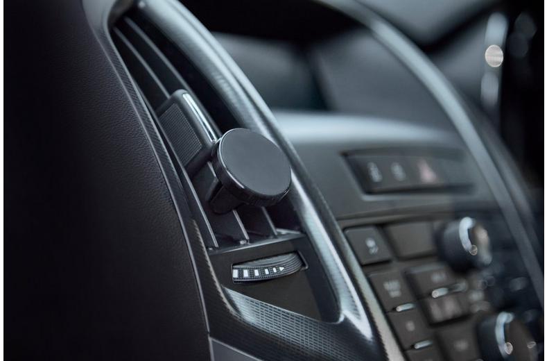 Osram AirZingTM Mini Air Purifier Osram AirZingTM Mini Air Purifier