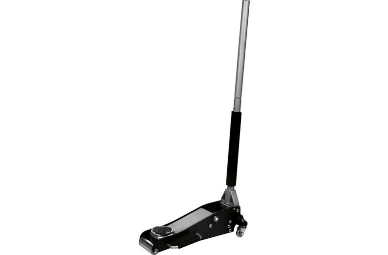 Halfords Advanced 1.5 Tonne Aluminium Trolley Jack Halfords Advanced 1.5 Tonne Aluminium Trolley Jack