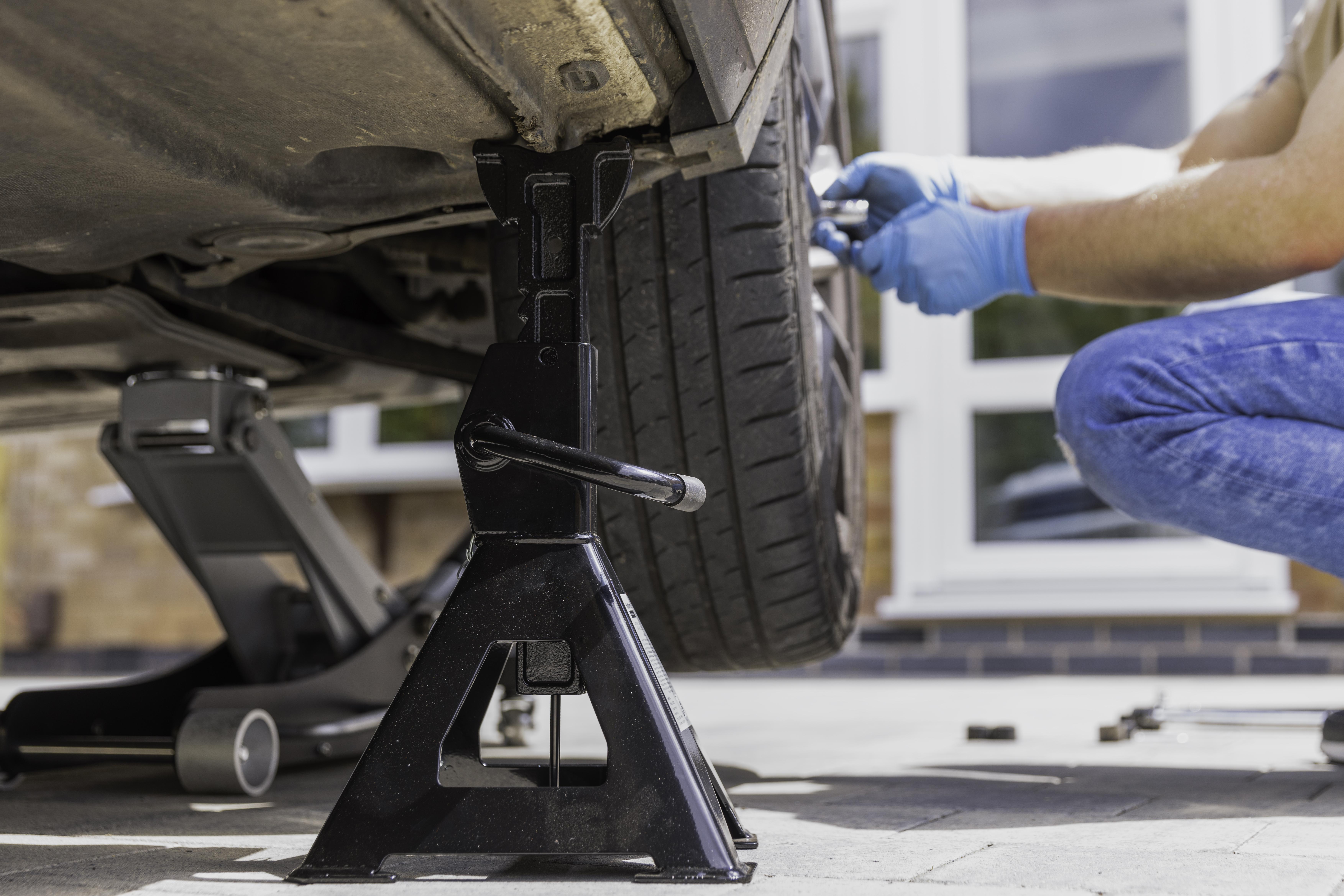 Halfords Advanced 4 Tonne Magic Quick-Lift Jack Stands