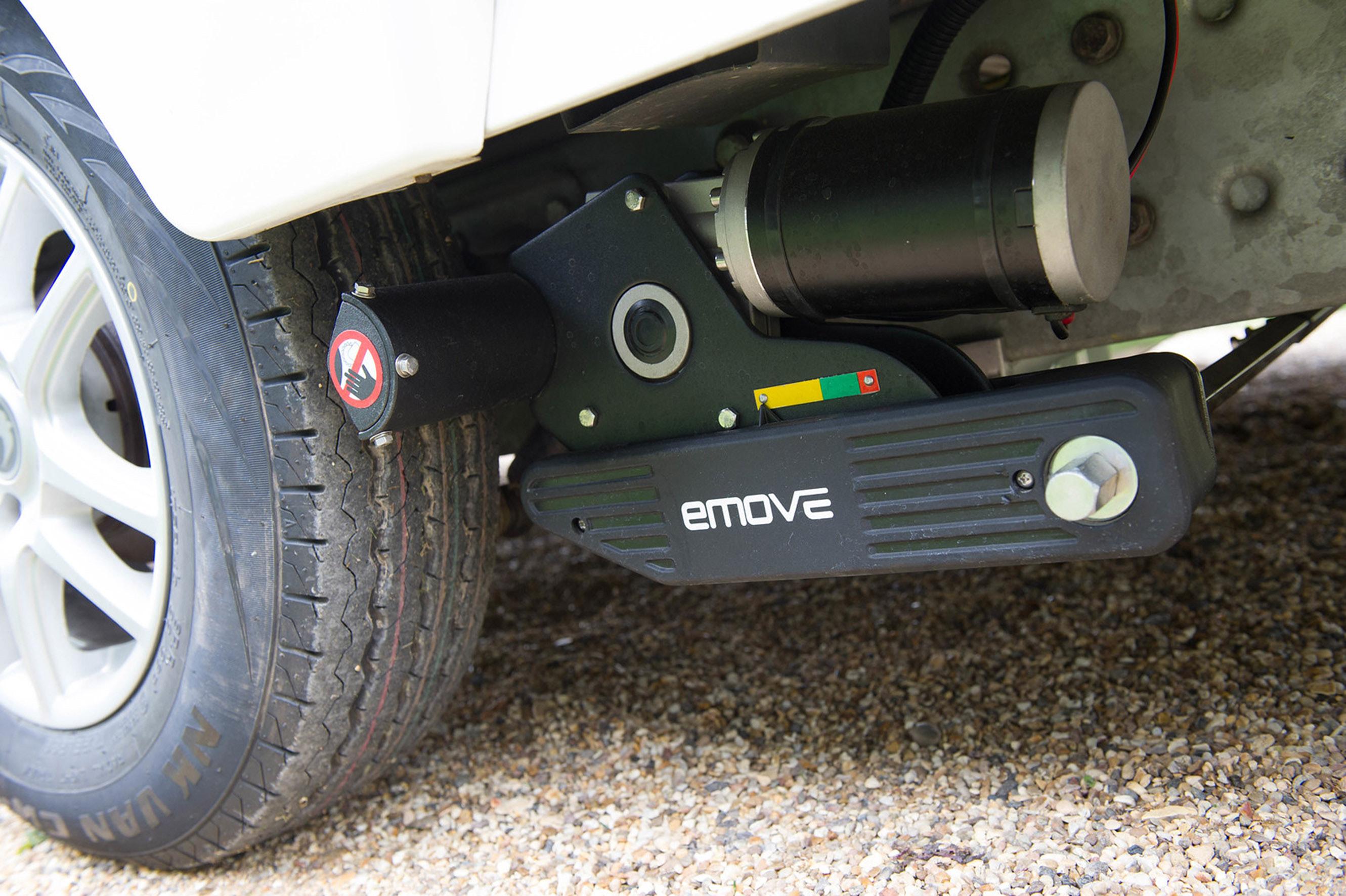 EM203 Chain Driven Caravan Mover