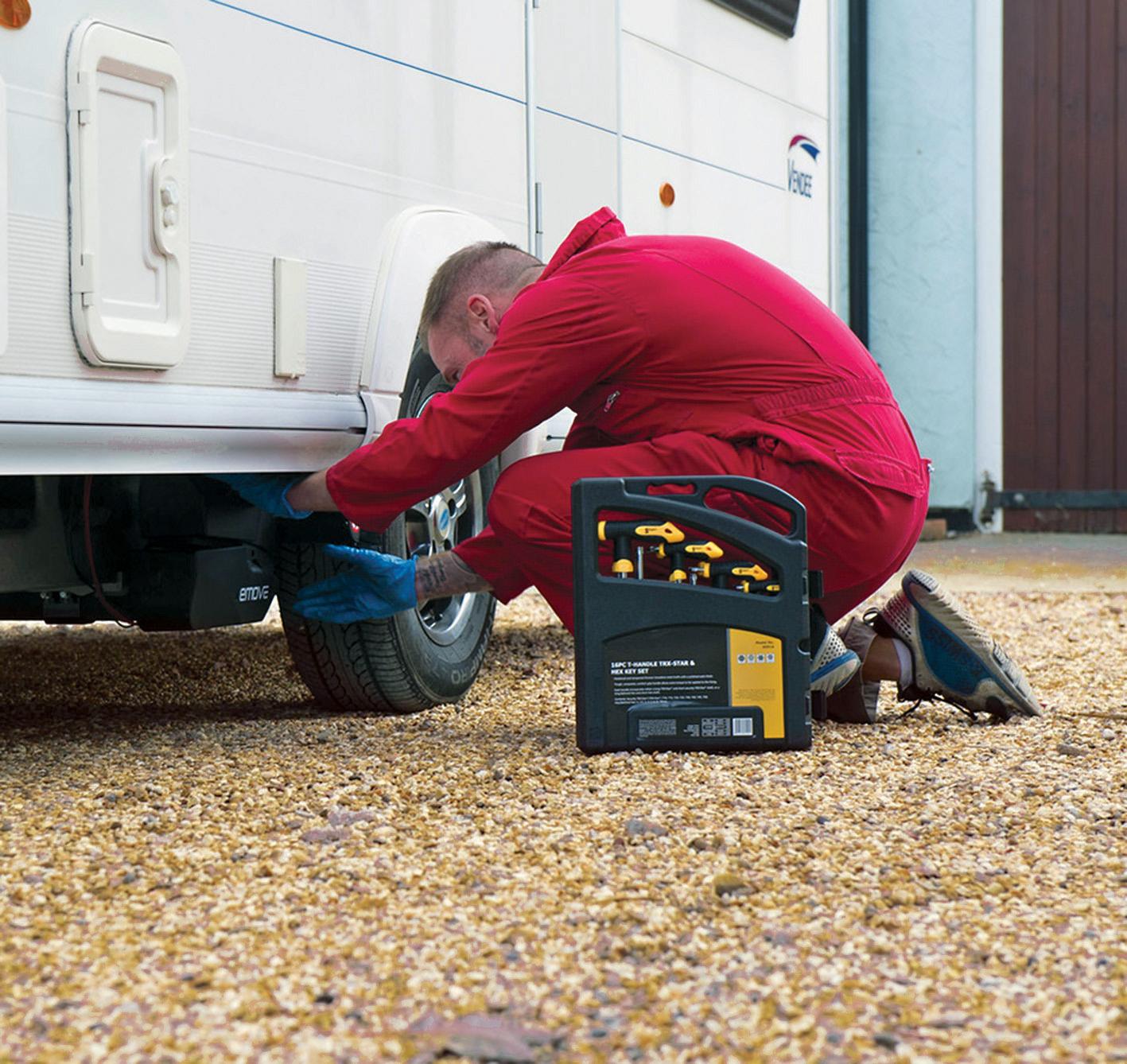 EM203 Chain Driven Caravan Mover