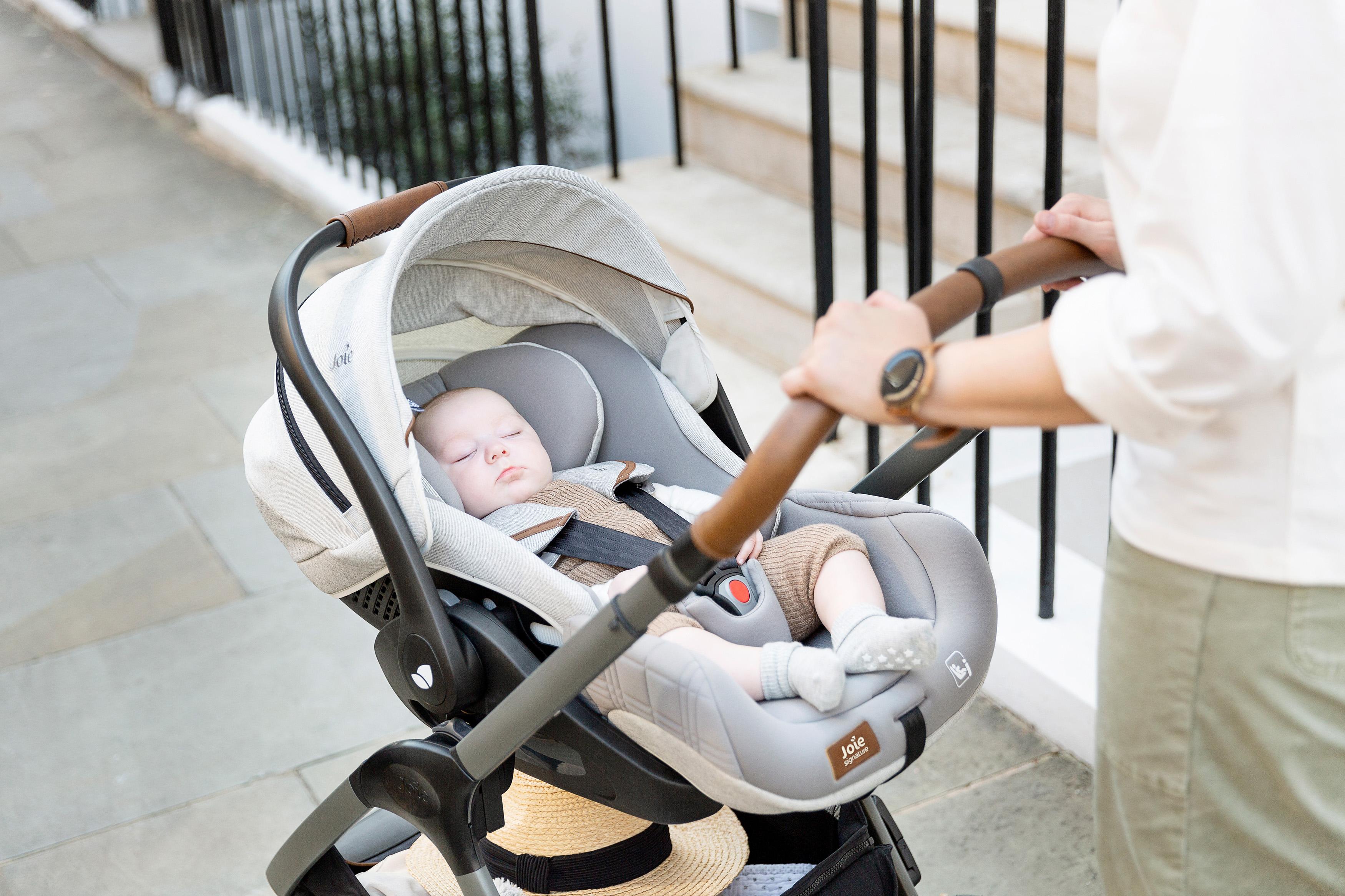 Joie Signature Finiti Flex 2n1 Pram