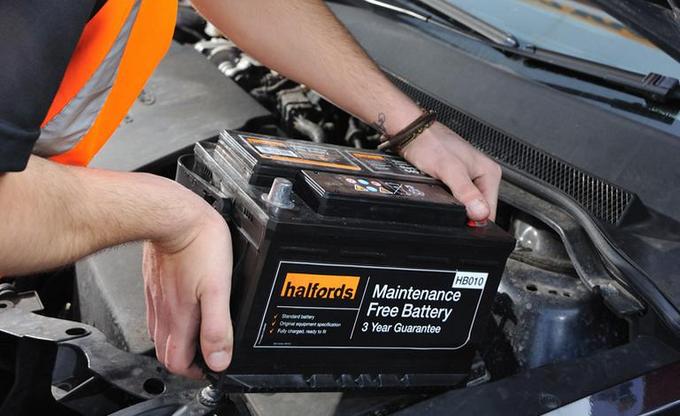 Replacement car battery for Volkswagen onsite fitting or fast delivery