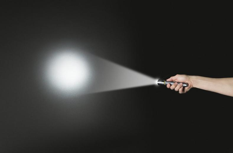 Energizer Vision HD Metal 2AA Torch Energizer Vision HD Metal 2AA Torch