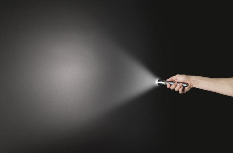 Energizer Vision HD Metal 2AA Torch Energizer Vision HD Metal 2AA Torch