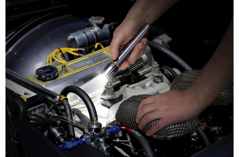 Energizer Vision HD Metal 2AA Torch Energizer Vision HD Metal 2AA Torch