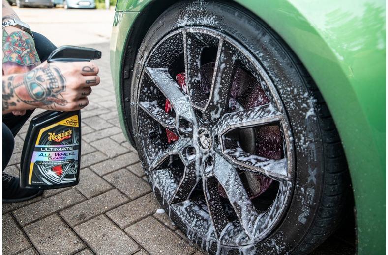 Meguiars Ultimate Wheel Cleaner Meguiars Ultimate Wheel Cleaner