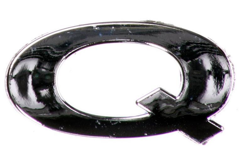 Chrome Letter Badge Q Chrome Letter Badge Q