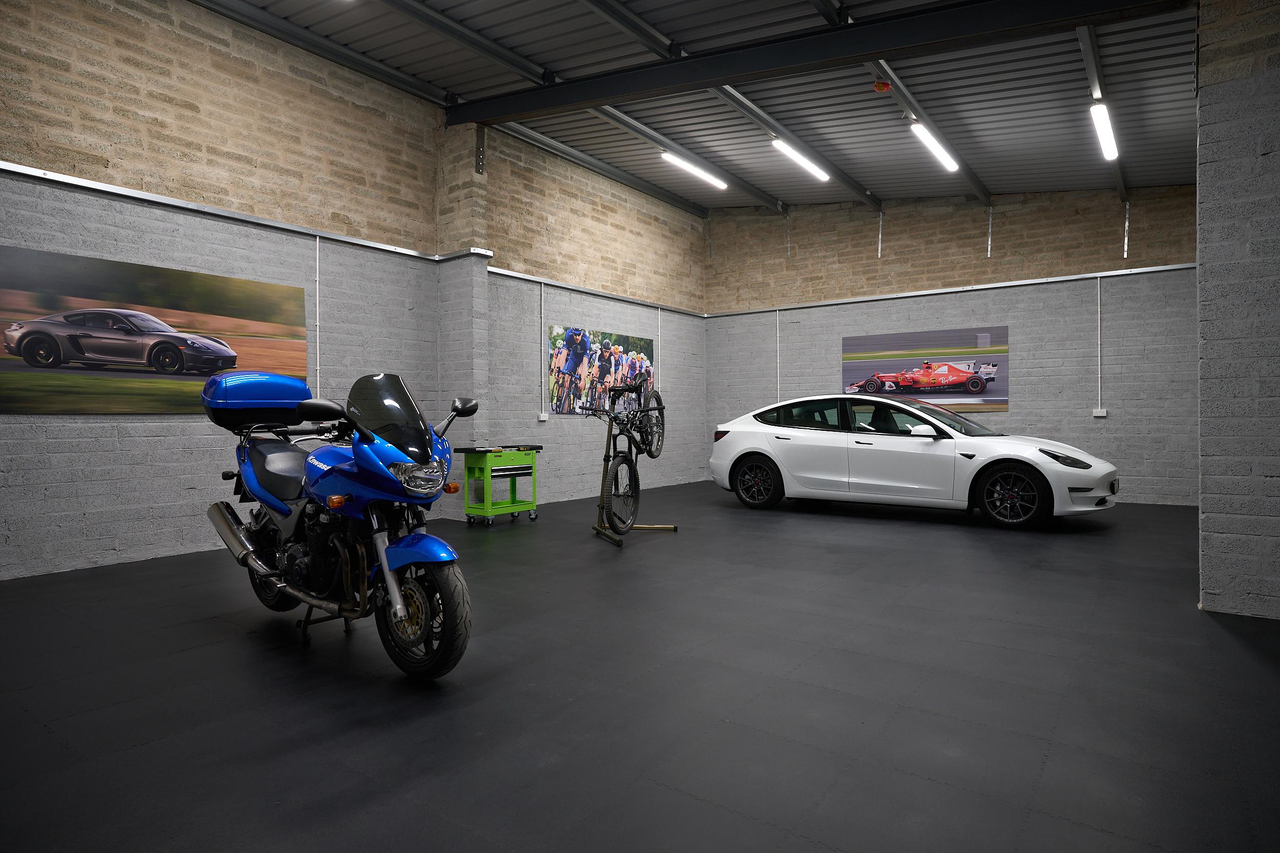 5mm Blk Textured Dovetail floortiles 8pk