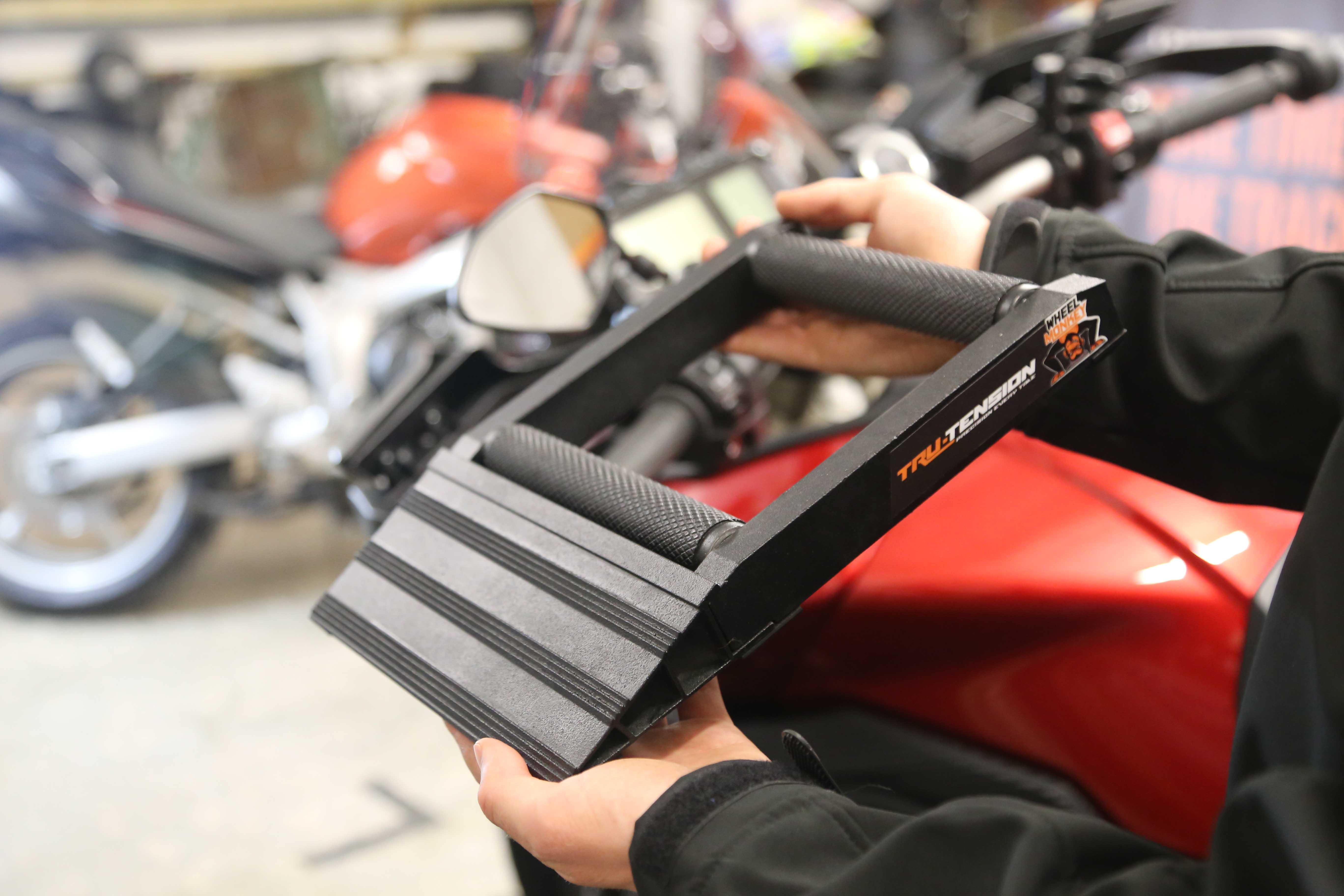 Tru-Tension Wheel Roller Stand