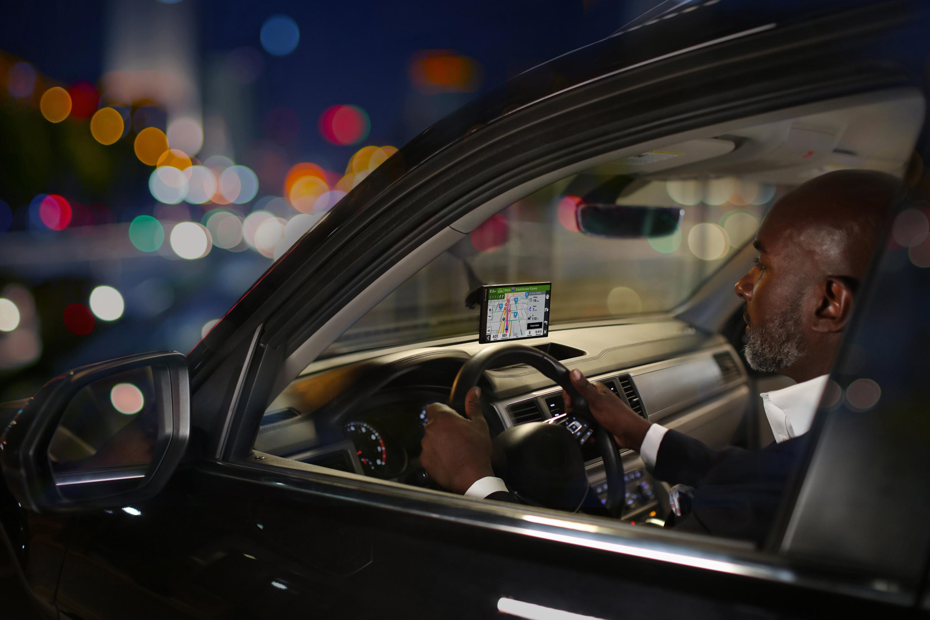 Garmin DriveSmart 86 with Amazon Alexa