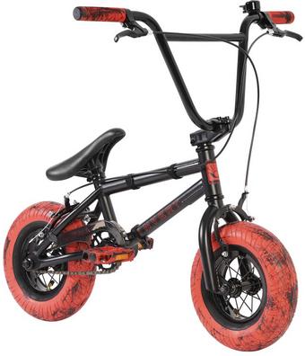 Halfords shop stunt bikes