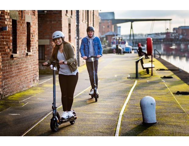 Carrera impel is-1  Electric Scooter | Halfords UK