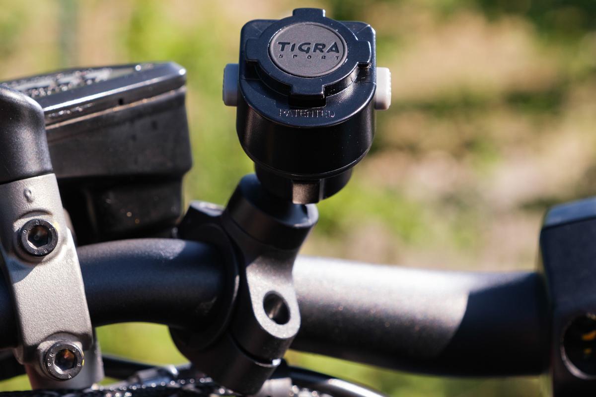FitClic Motorcycle Handlebar Mount