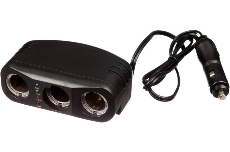 3 x 12V Power Sockets 3 x 12V Power Sockets