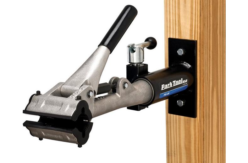 Park Tool PRS-4W-1 Deluxe Wall-Mount Repair Stand With 100-3C Clamp Park Tool PRS-4W-1 Deluxe Wall-Mount Repair Stand With 100-3C Clamp