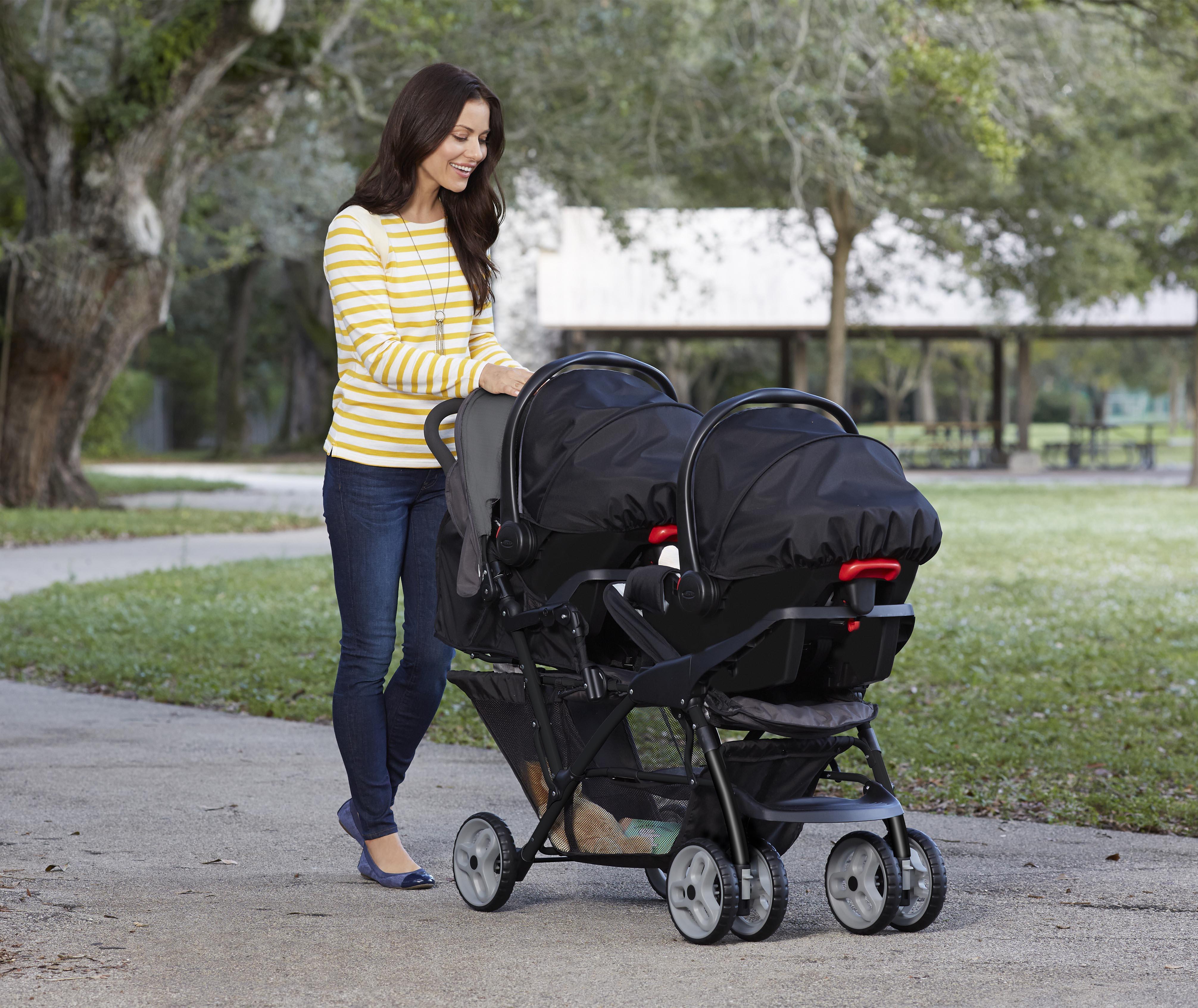 Graco Stadium Duo® Tandem Pushchair - Black/Grey