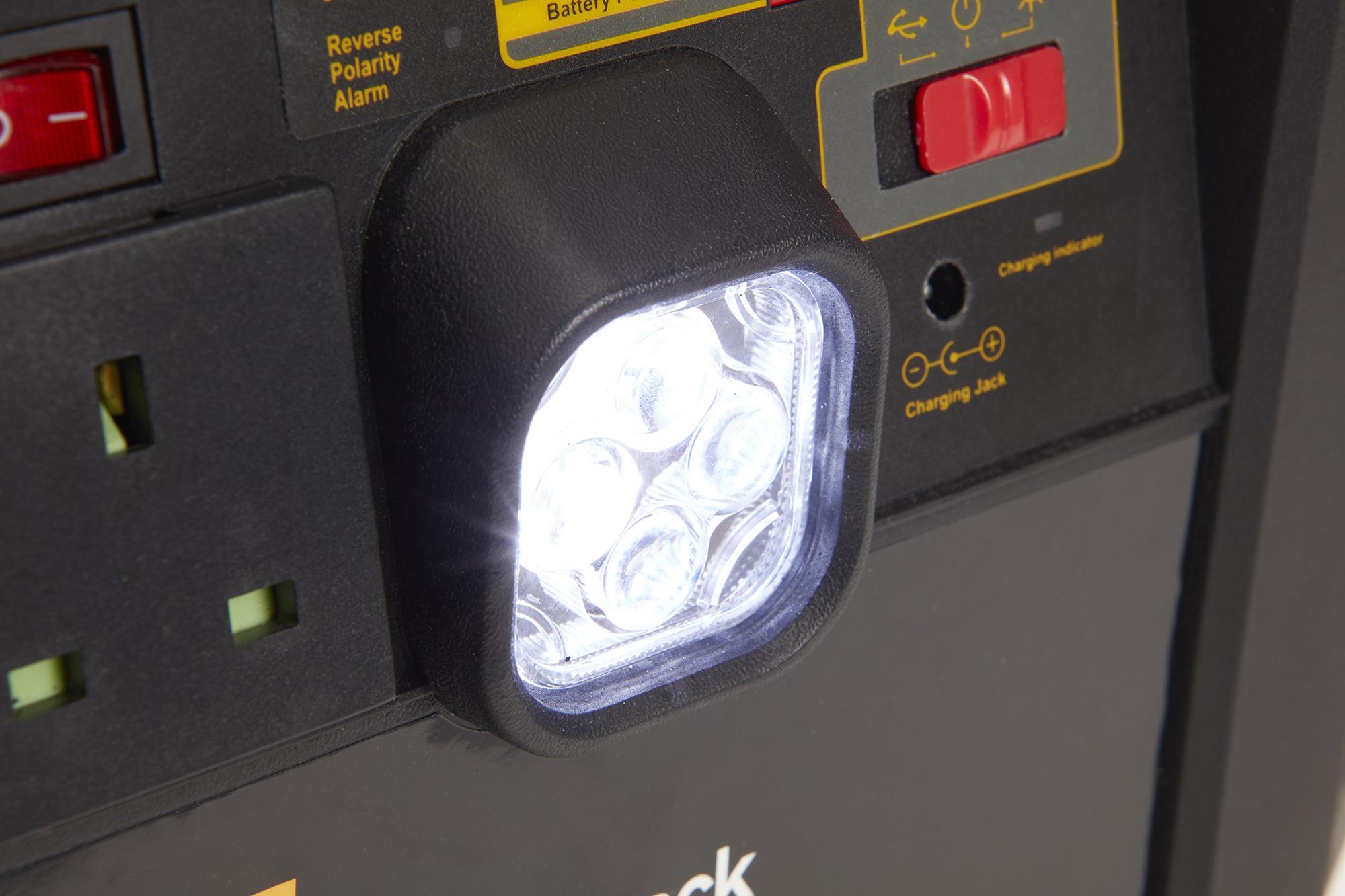 Halfords 6-in-1 Jump Starter Power Pack