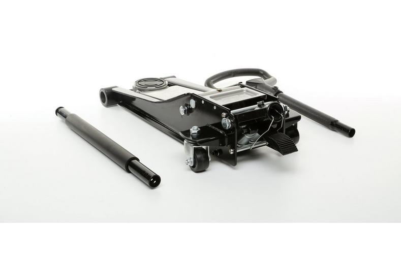 Halfords Advanced 3 Tonne Low Profile Trolley Jack Halfords Advanced 3 Tonne Low Profile Trolley Jack