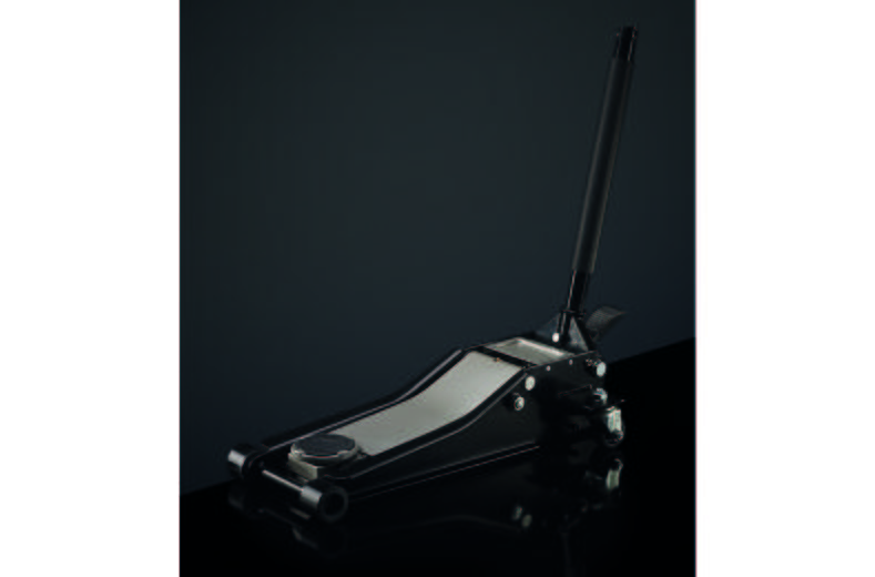 Halfords Advanced 3 Tonne Low Profile Trolley Jack Halfords Advanced 3 Tonne Low Profile Trolley Jack